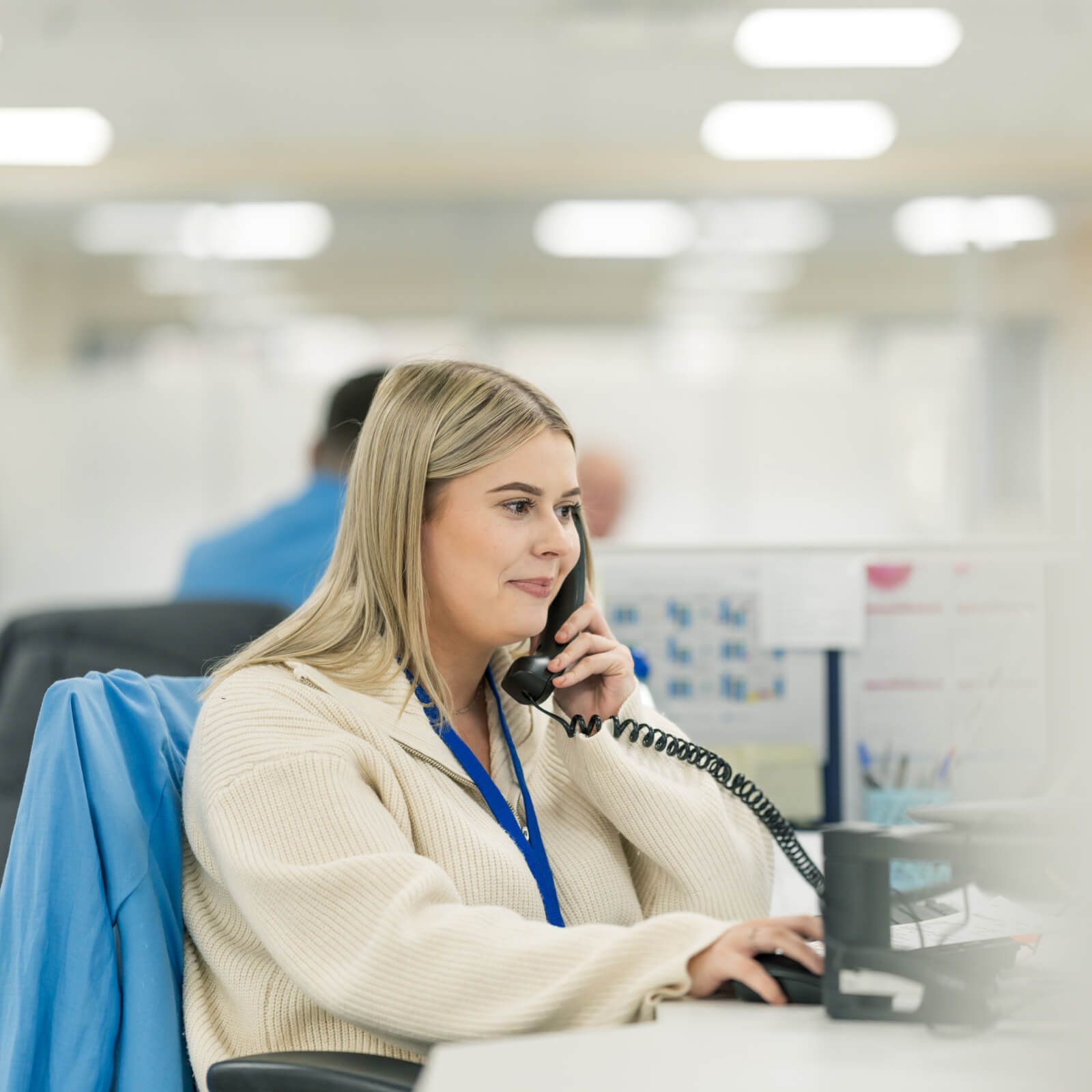 women-on-phone-to-customer.jpg